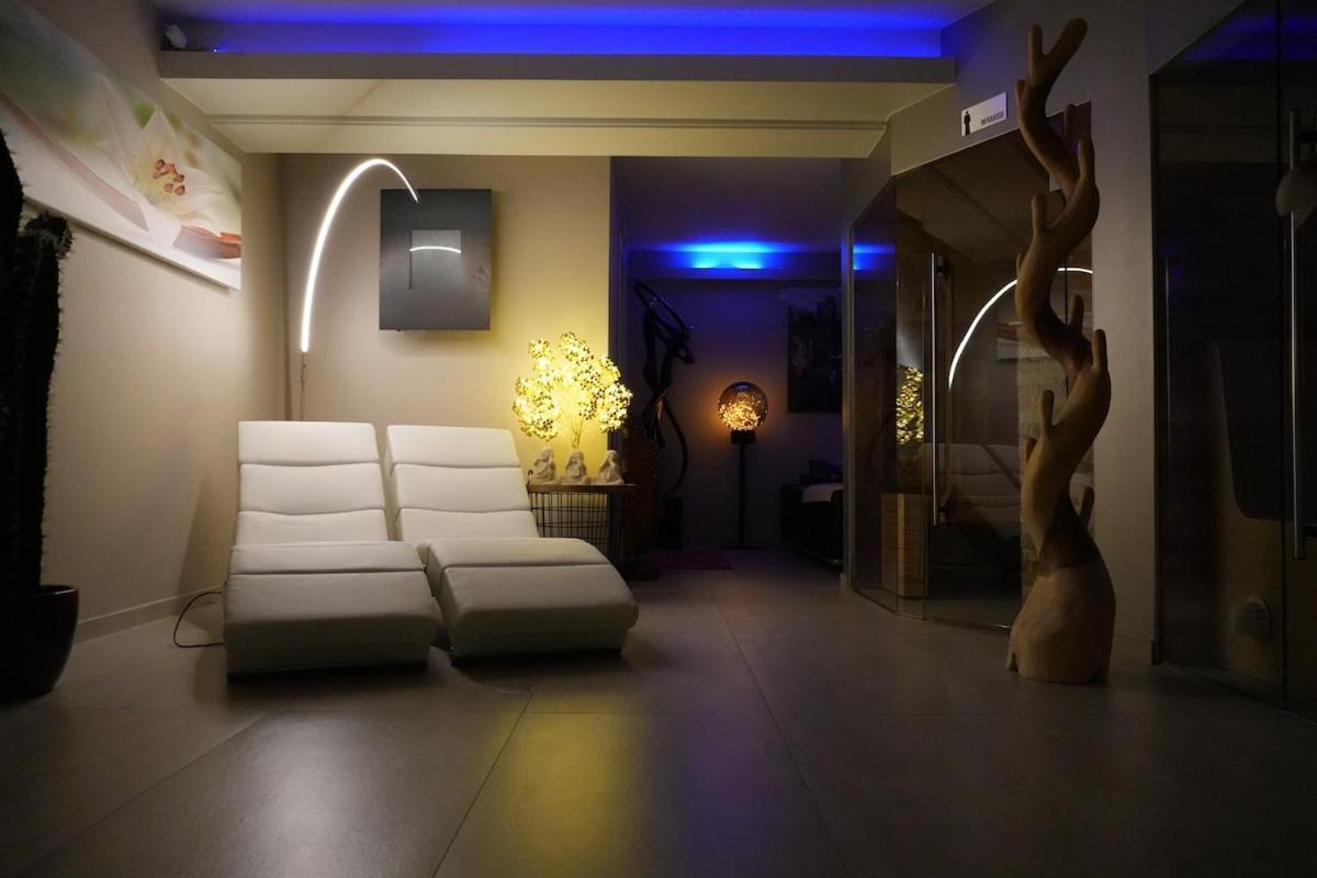 Hoeselt Hotel Monte Cristo מראה חיצוני תמונה